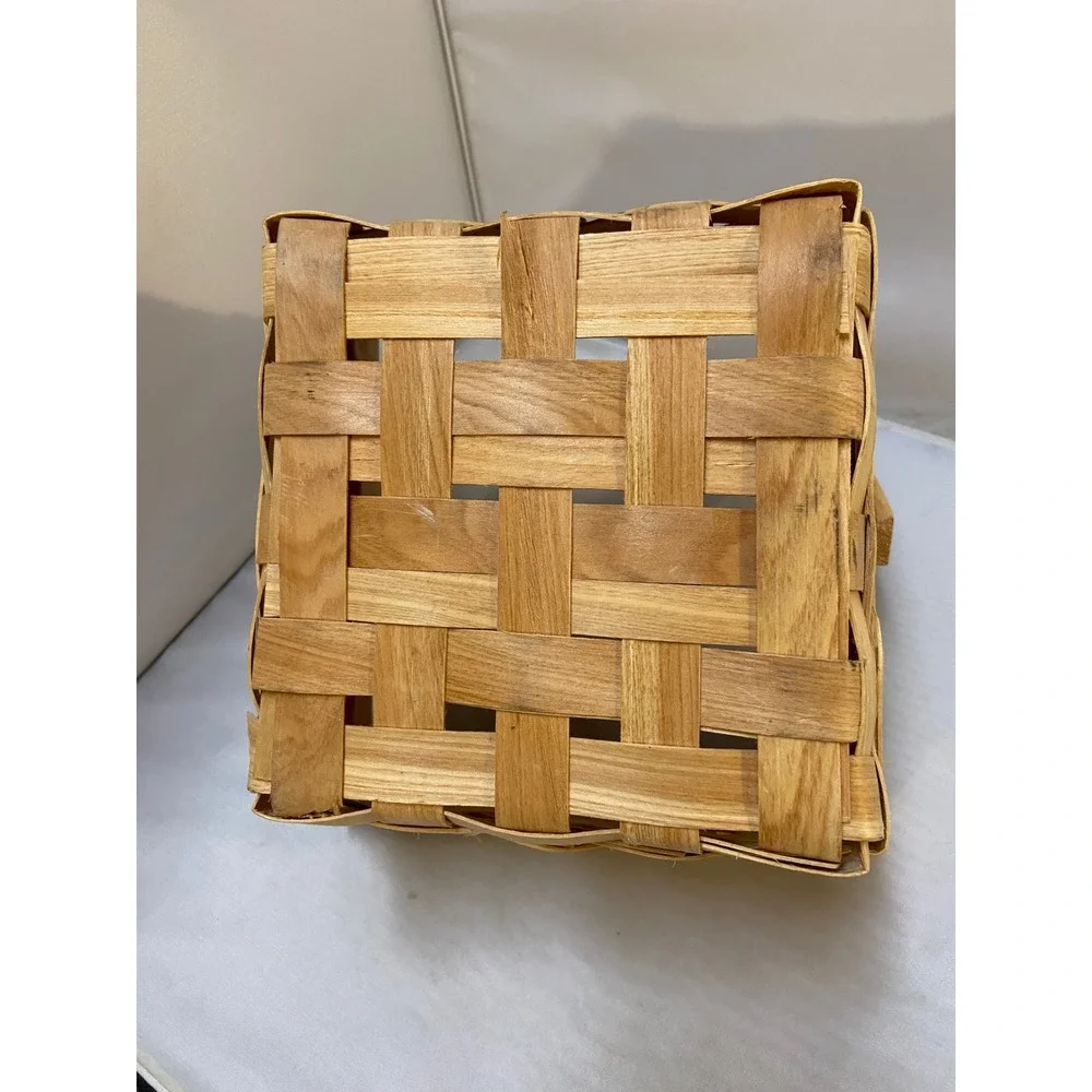 Woven Wood Basket Unisex OS Tan Square Splint Swing Handle Decor Farmhouse